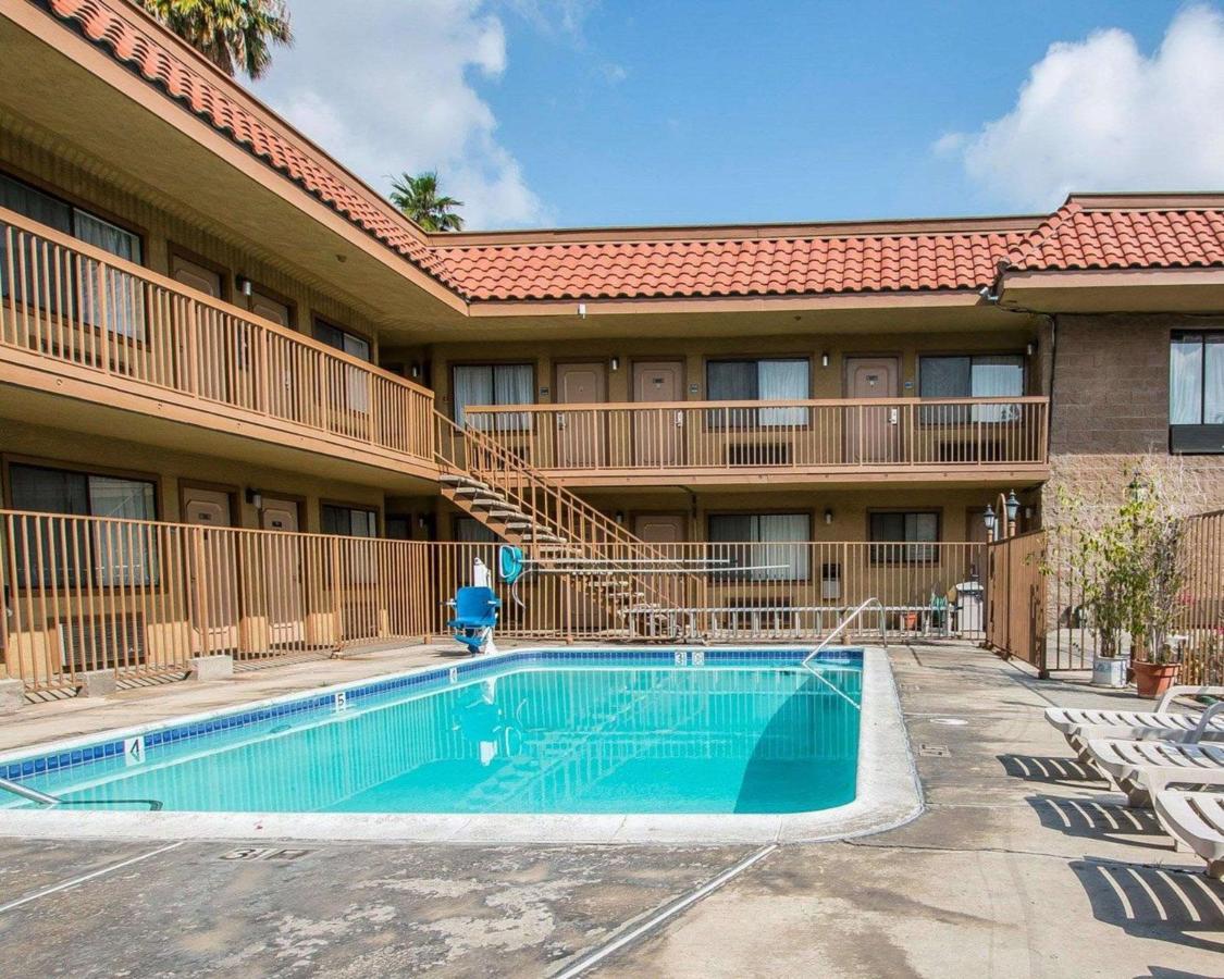 Palm Inn Hotel Near Tyler Mall Riverside Luaran gambar
