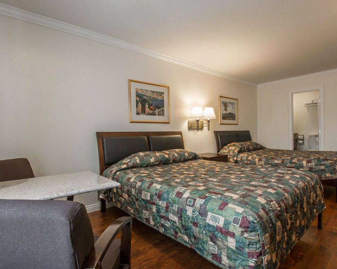 Palm Inn Hotel Near Tyler Mall Riverside Luaran gambar