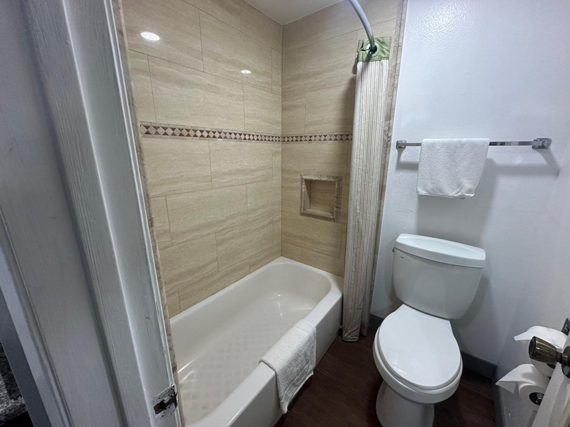 Palm Inn Hotel Near Tyler Mall Riverside Luaran gambar
